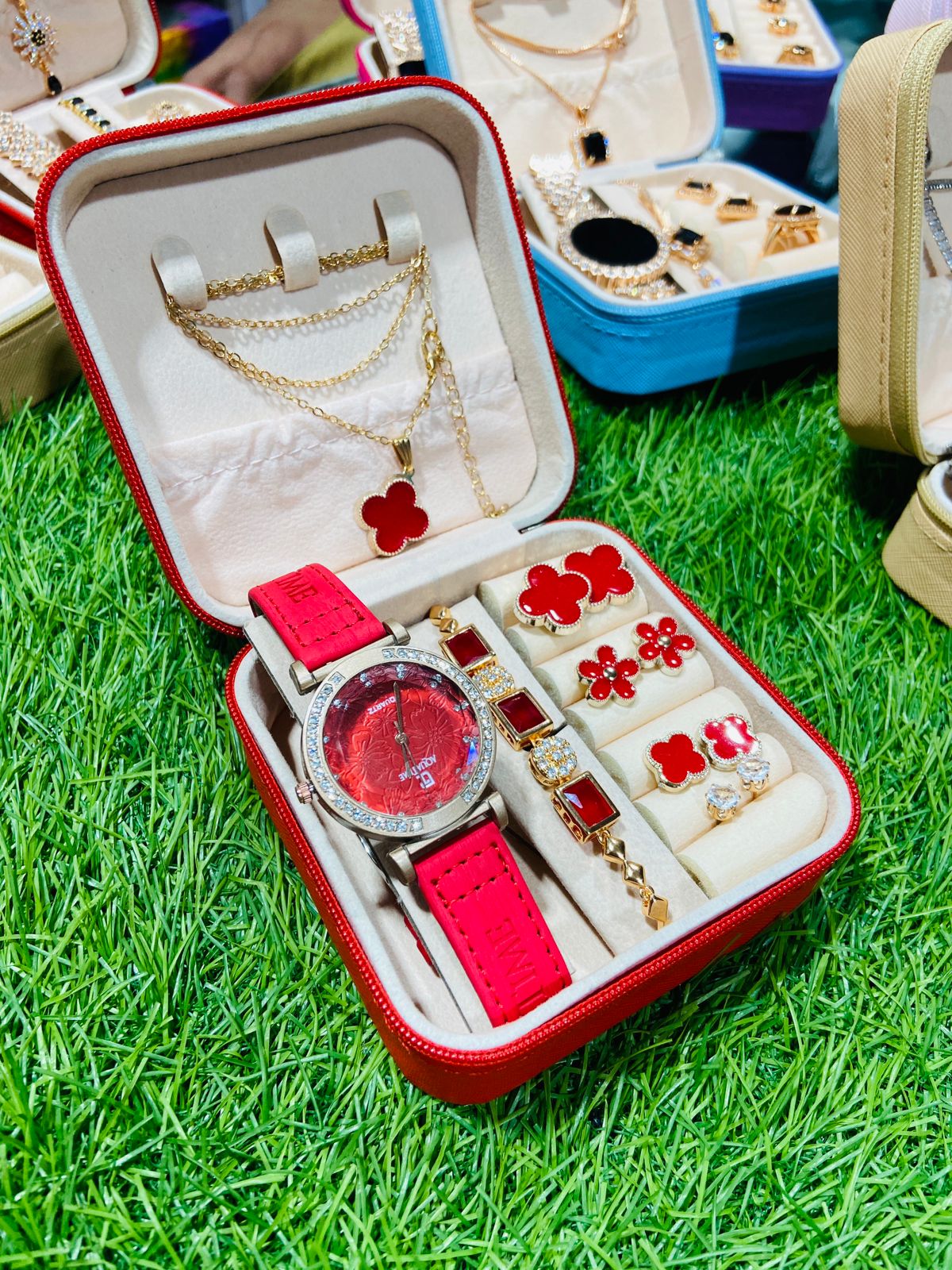 Jewelry Box with Jewelry Set