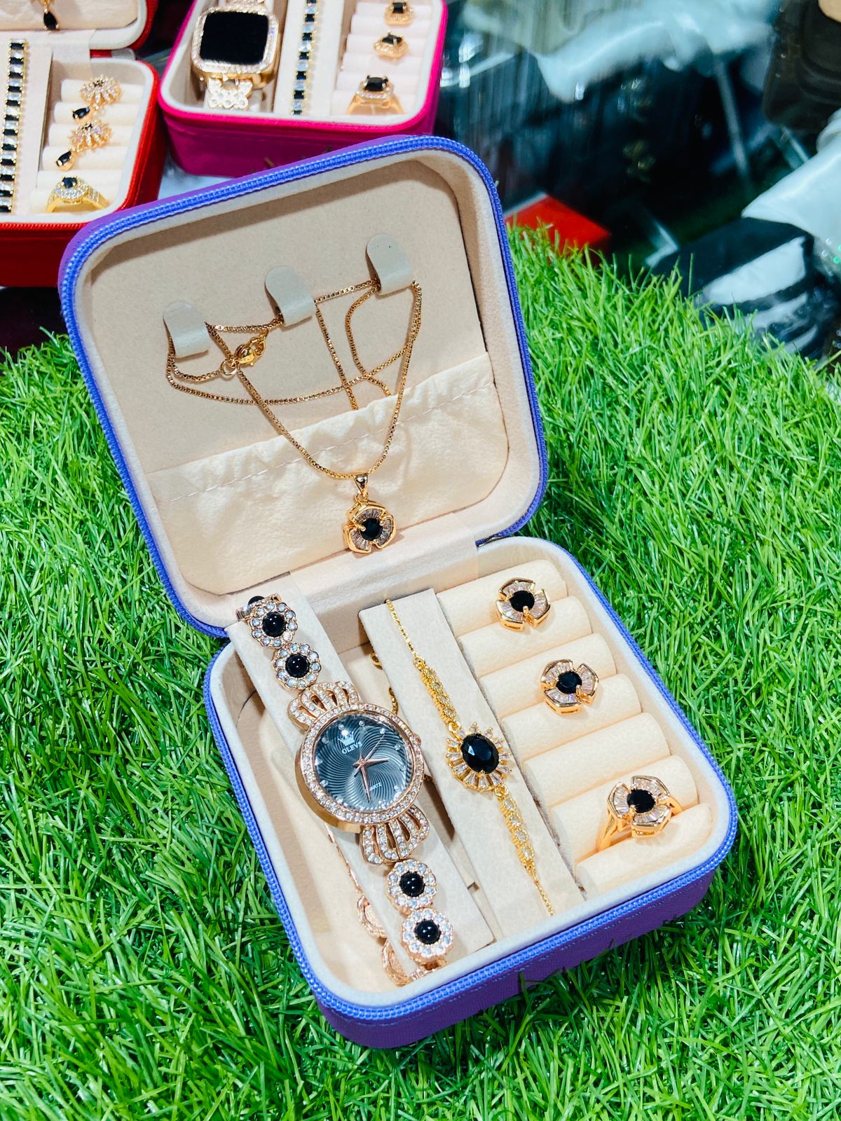 Jewelry Box with Jewelry Set