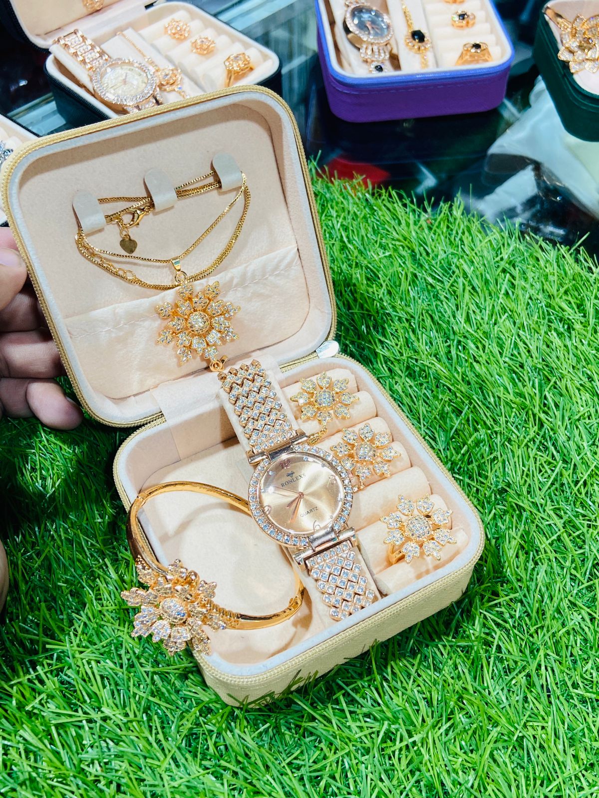 Jewelry Box with Jewelry Set