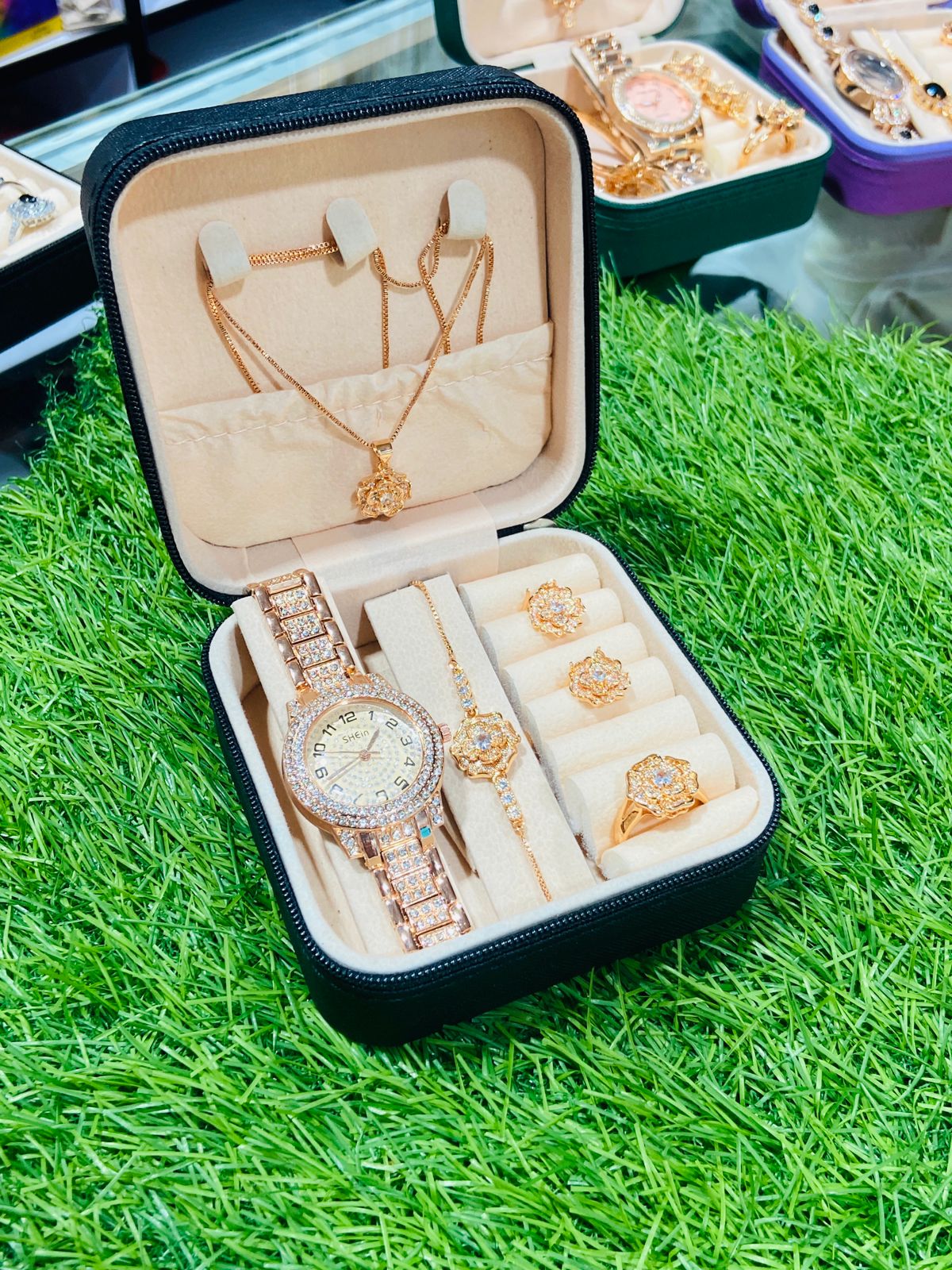 Jewelry Box with Jewelry Set