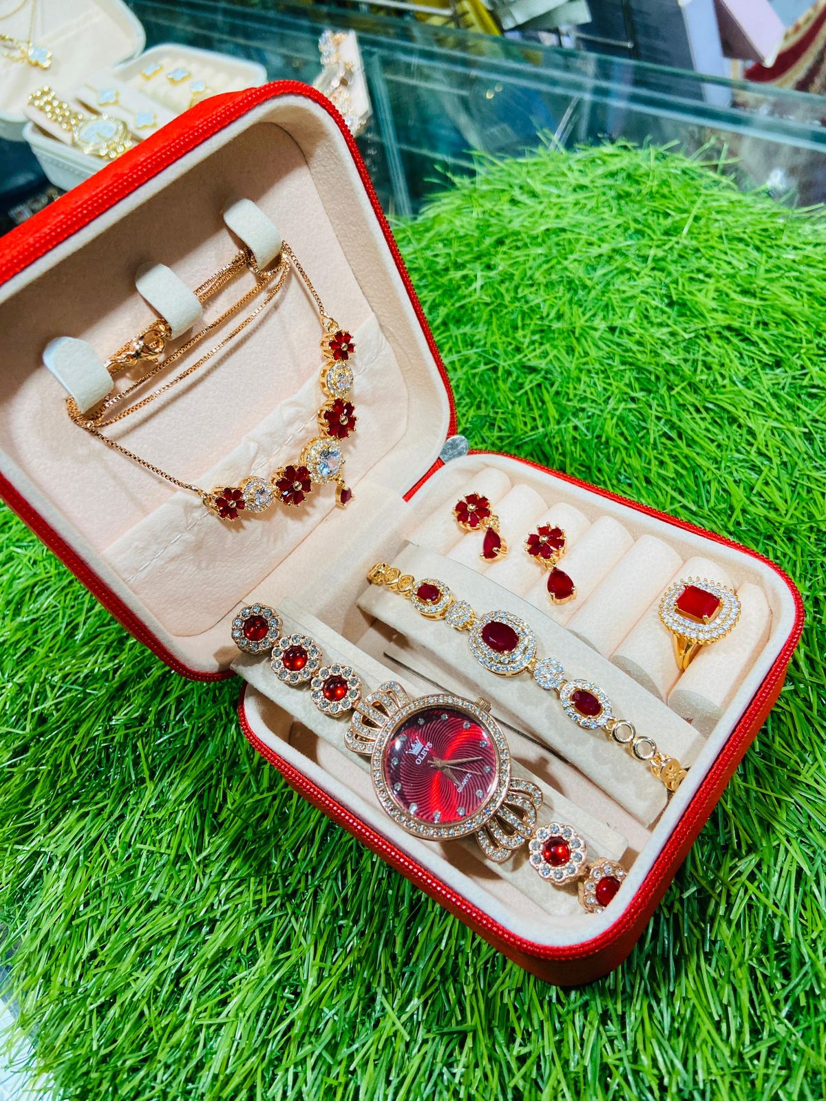 Jewelry Box with Jewelry Set
