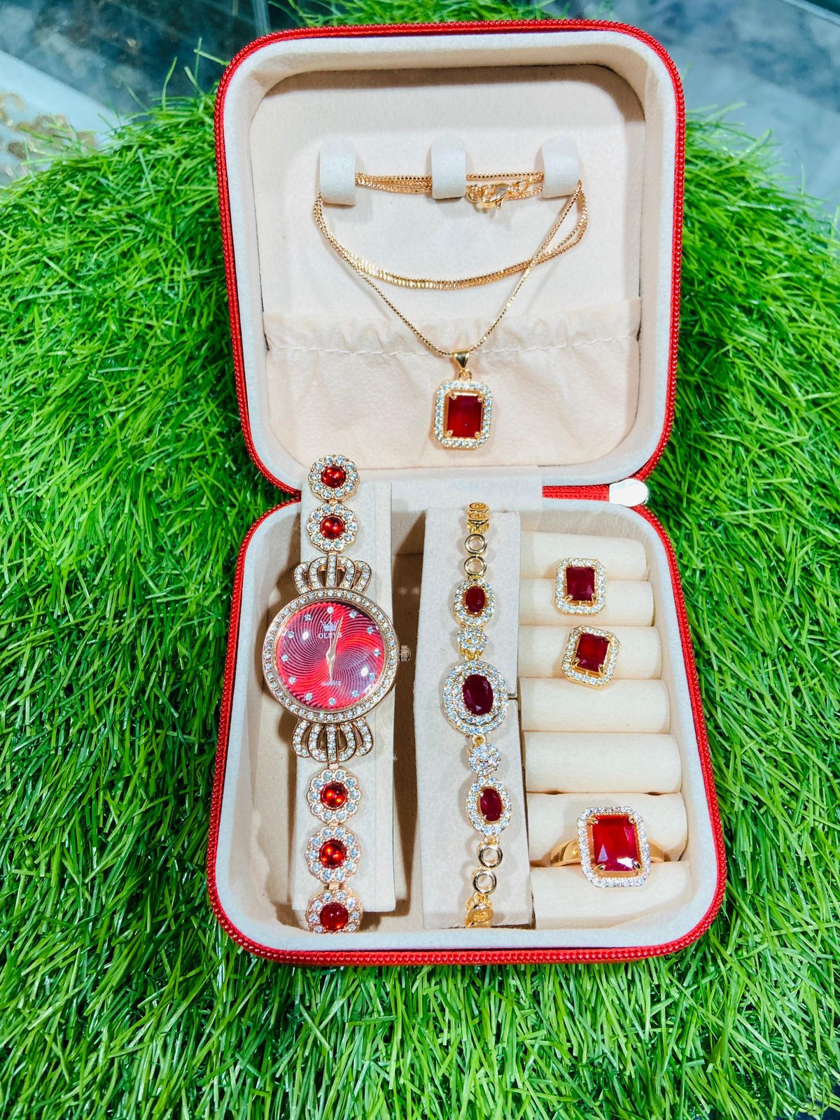 Jewelry Box with Jewelry Set