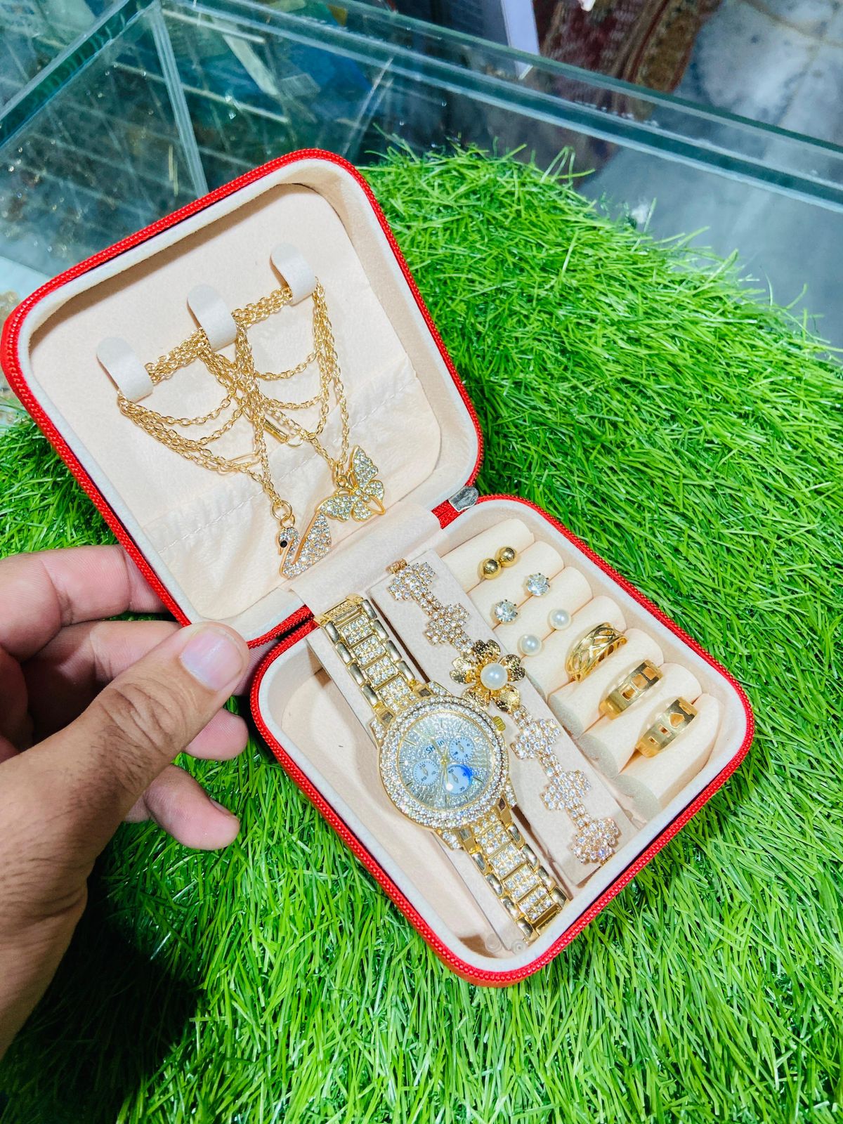 Jewelry Box with Jewelry Set