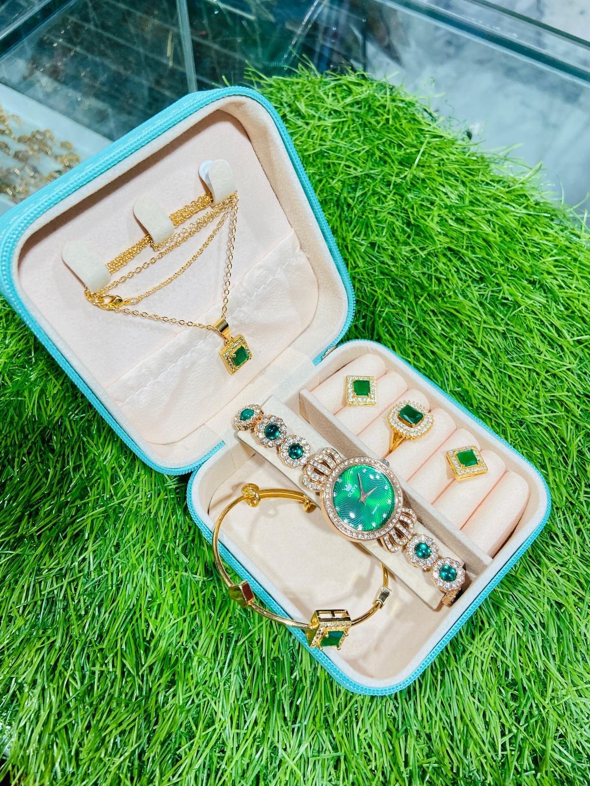 Jewelry Box with Jewelry Set